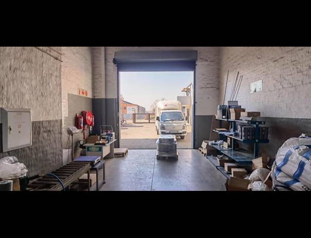 INDUSTRIAL PROPERTY TO RENT IN N4 GATEWAY INDUSTRIAL PARK